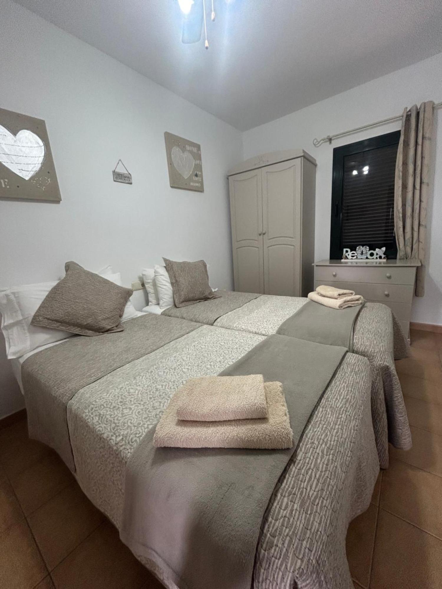 Casa Orilla! Beautiful Private Holiday Villa With Hot Tub La Oliva Exterior photo